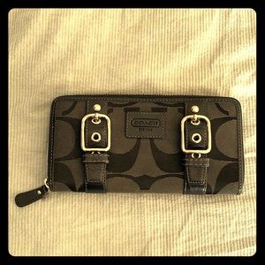 Coach wallet